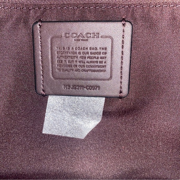 Coach leather crossbody purse New - Picture 9 of 13